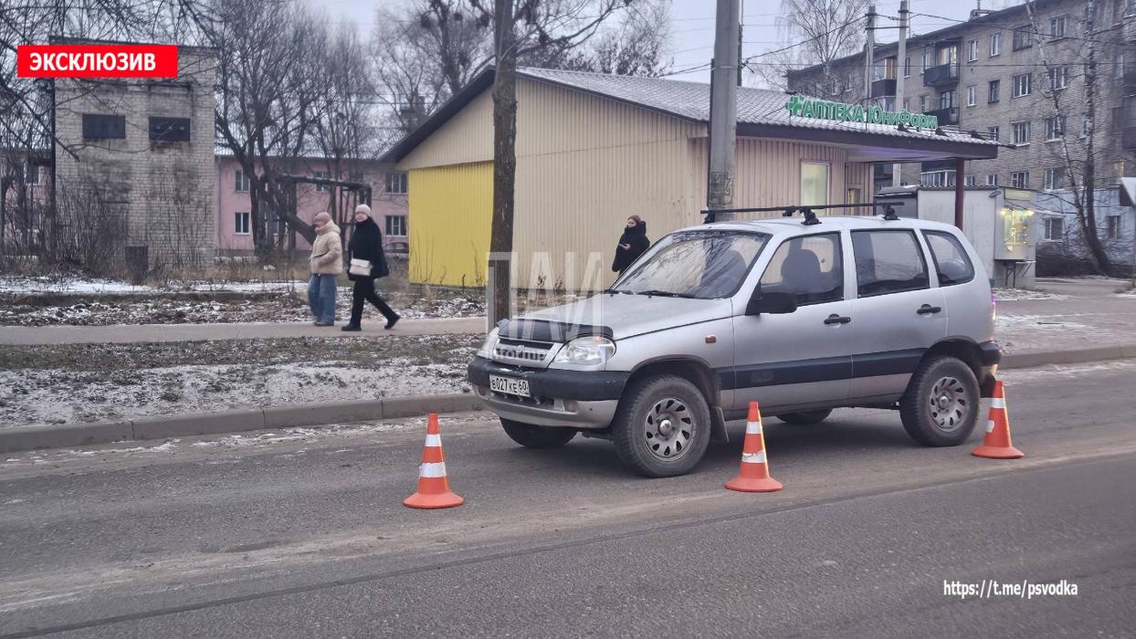 Пешехода госпитализировали в больницу после ДТП в Великих Луках
