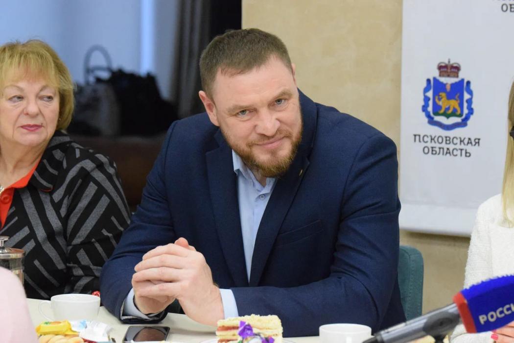«Серебряных» добровольцев чествовали в Пскове