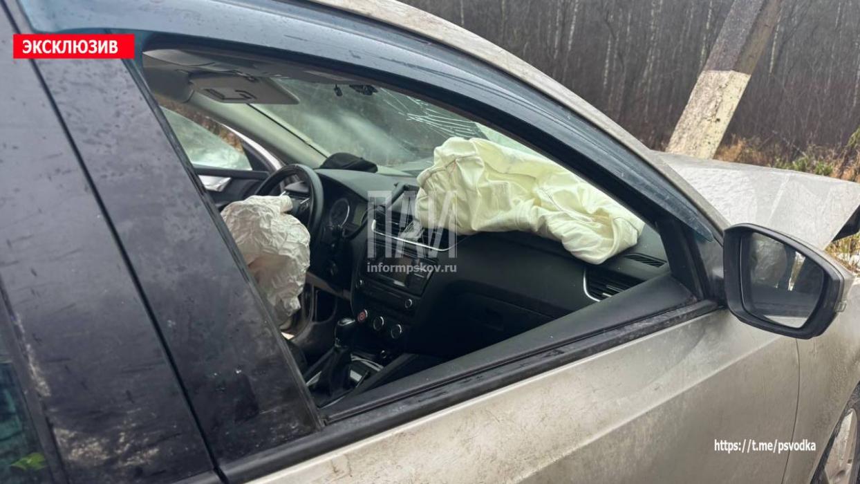 Два человека пострадали в ДТП на улице Николая Васильева в Пскове