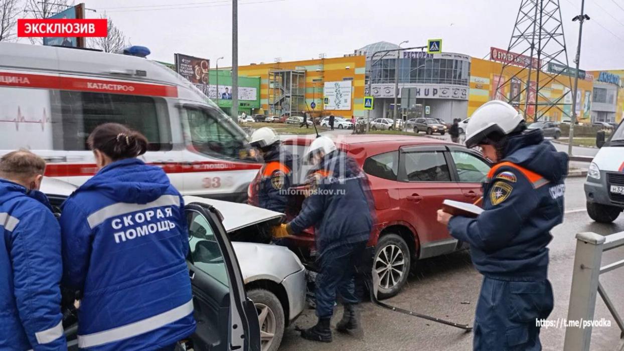 Гражданин Белоруссии умер во время поездки по Пскову 