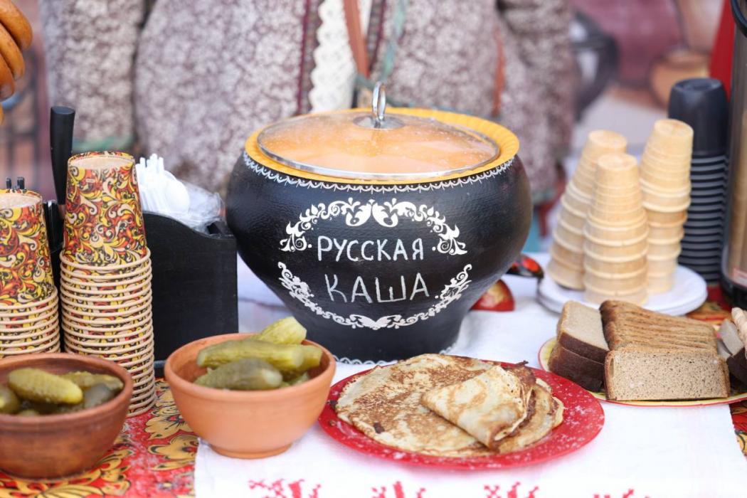 Фестиваль каш в Порхове