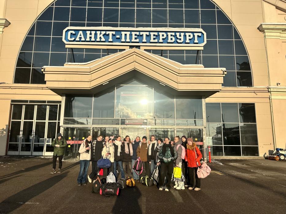 Псковские волейболистки выиграли бронзу межмуниципального турнира в Санкт-Петербурге 