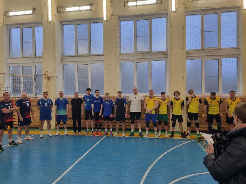 Турнир по волейболу «Новогодние звёзды» состоялся в Пыталово