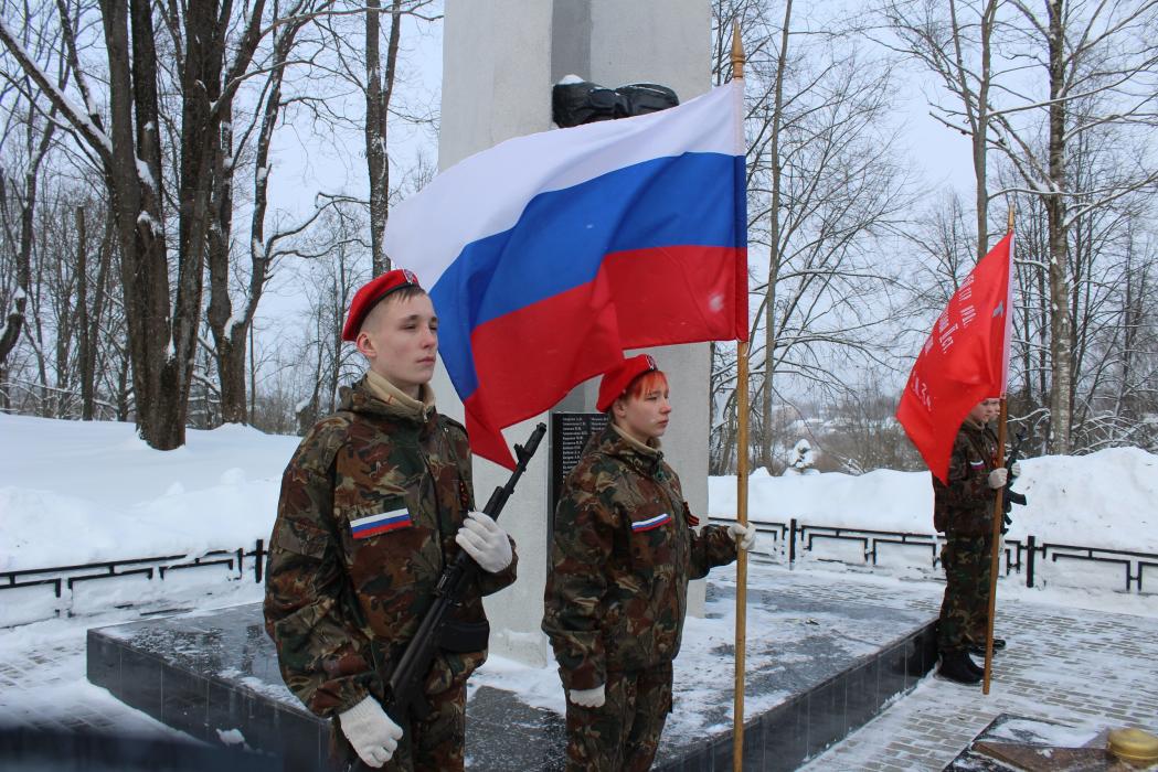 Память павших в годы войны почтили в Новосокольническом и Усвятском районах
