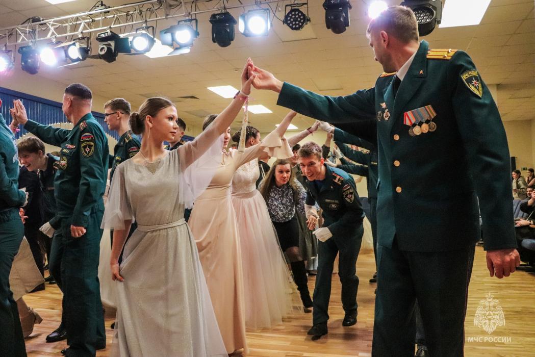 Кадетский бал