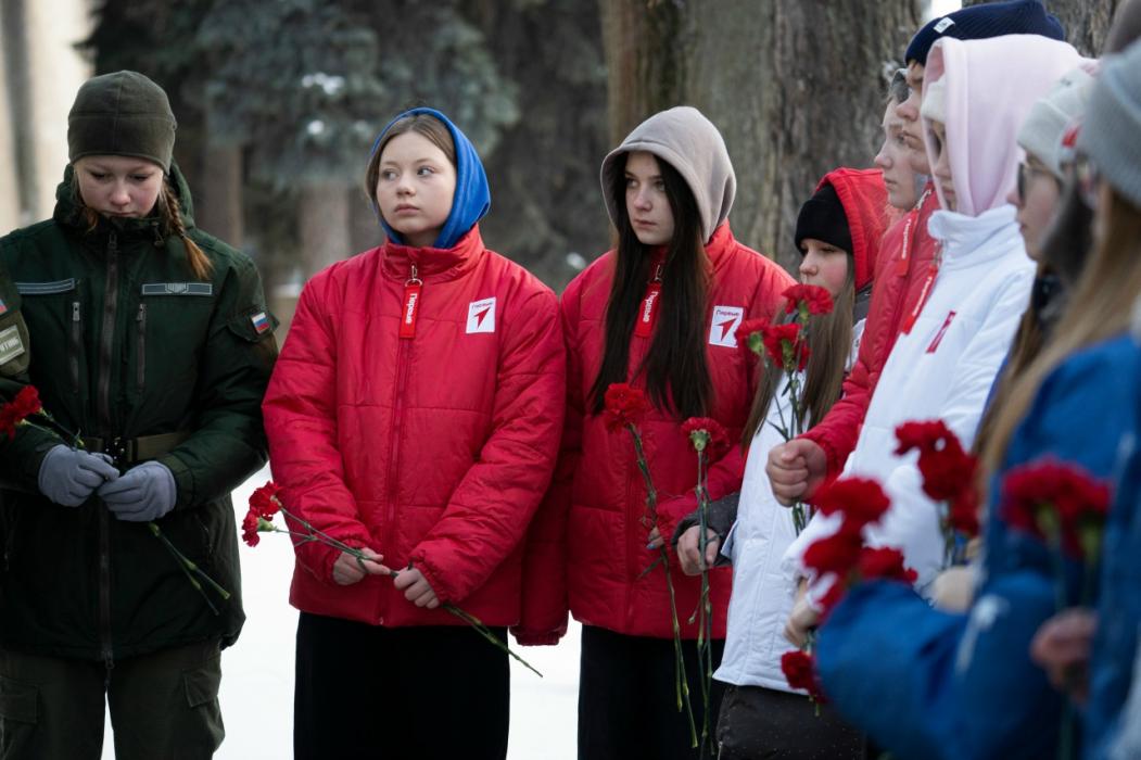 Псковская молодёжь почтила память героев блокадного Ленинграда