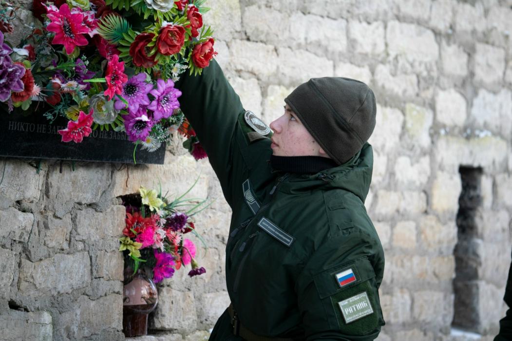 Псковская молодёжь почтила память героев блокадного Ленинграда