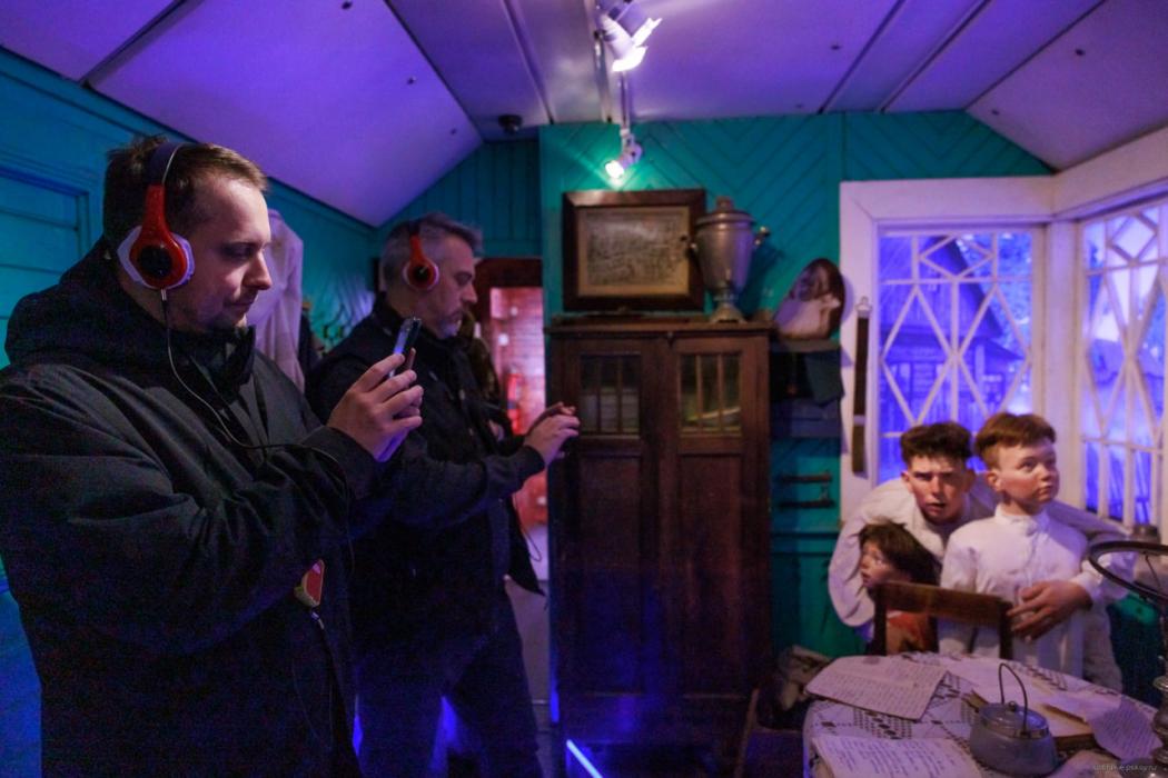 Депутаты областного Собрания погрузились в атмосферу Великой Отечественной войны с помощью «Поезда Победы»