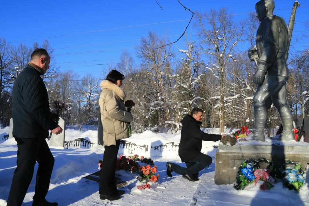 Митинг в честь освобождения Куньинского района от немецко-фашистских захватчиков