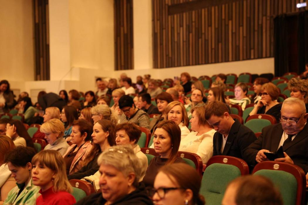 Концерт в честь Года единства народов России в Пскове