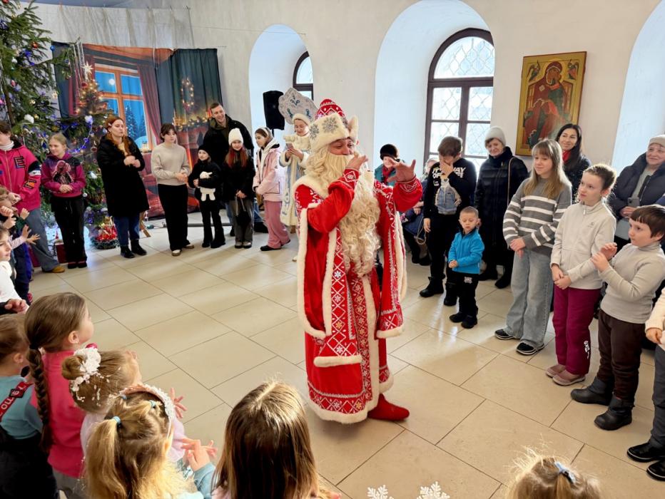 В Пскове для детей сотрудников УФСИН прошёл рождественский праздник