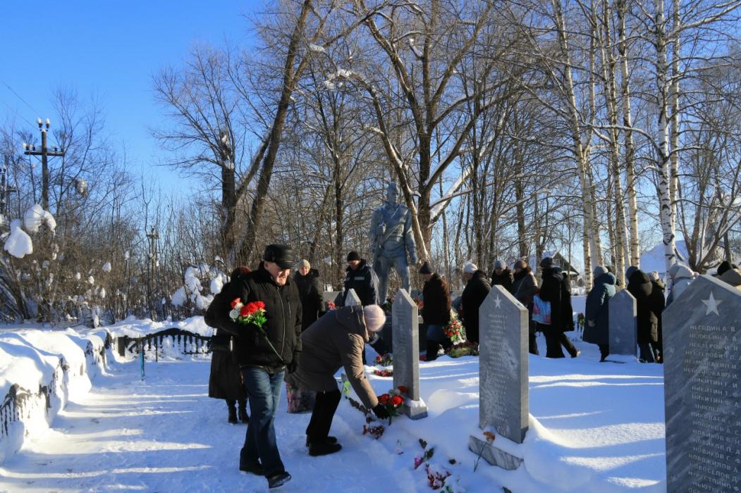 Митинг в честь освобождения Куньинского района от немецко-фашистских захватчиков