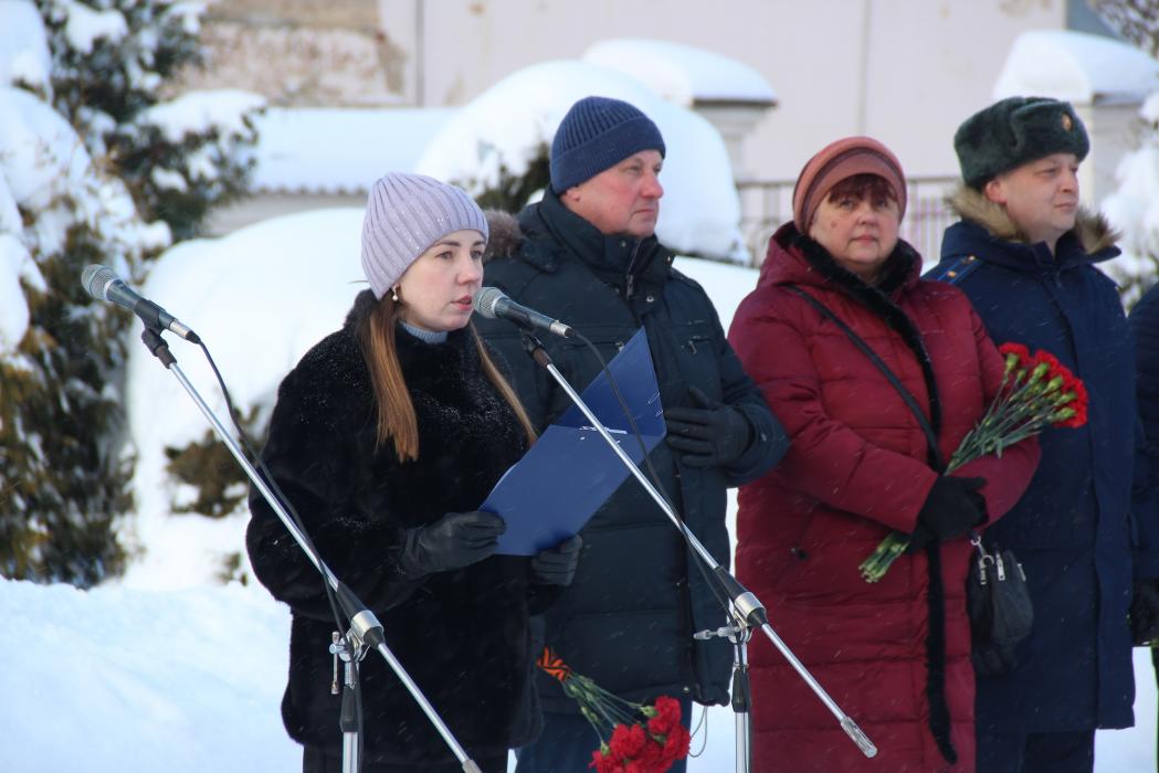Память павших в годы войны почтили в Новосокольническом и Усвятском районах