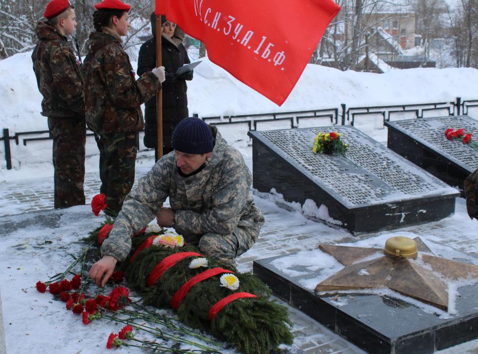 Память павших в годы войны почтили в Новосокольническом и Усвятском районах