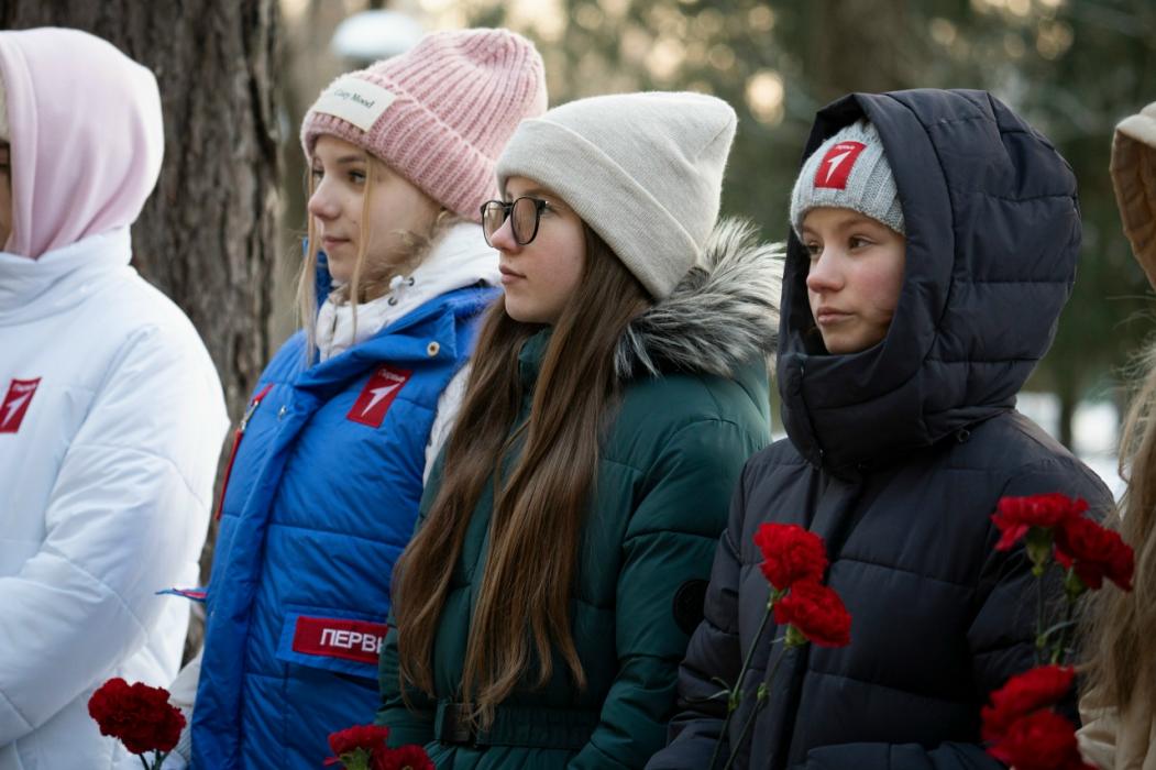 Псковская молодёжь почтила память героев блокадного Ленинграда