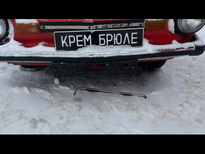 Вандалы повредили световую композицию: пришлось нанимать мастера по электрике для её починки