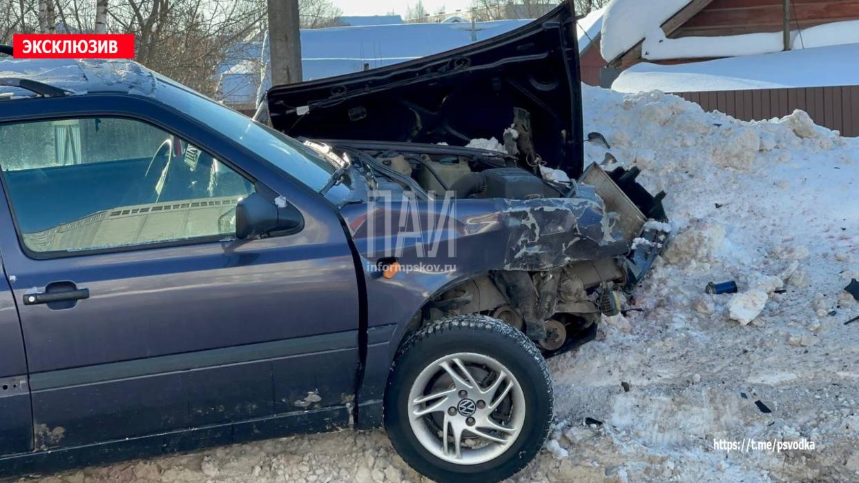 20-летний молодой человек пострадал в ДТП в Великих Луках