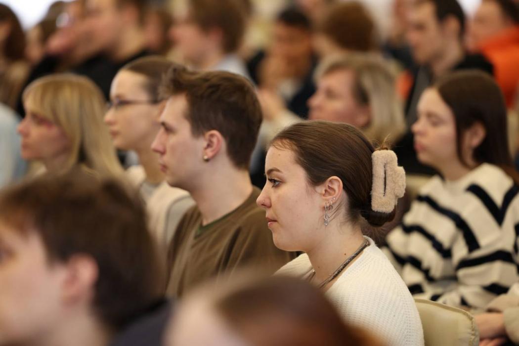 В ПсковГУ вручили благодарности учёным