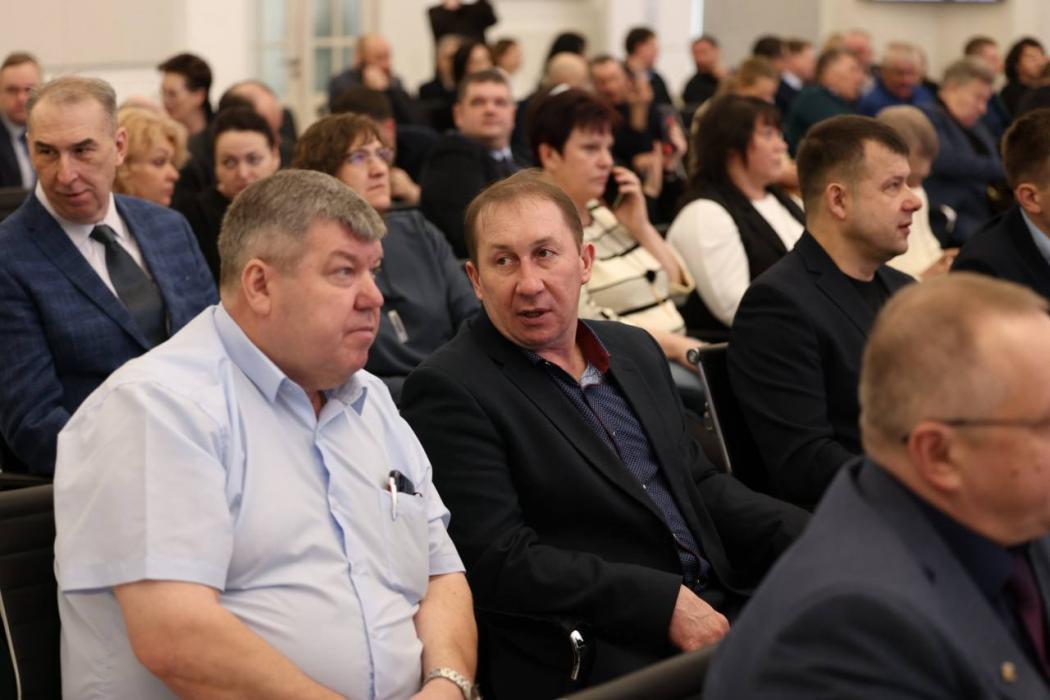 Итоги 2025 года и планы на 2026-й в аграрной сфере обсудили в Пскове