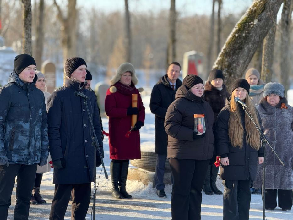 Митинг в честь освобождения района от немецко-фашистских захватчиков прошёл в Гдове
