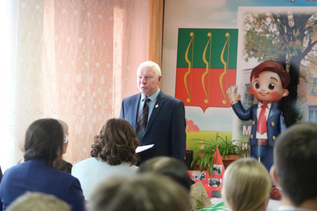 Открытие обновлённого агрокласса в школе 