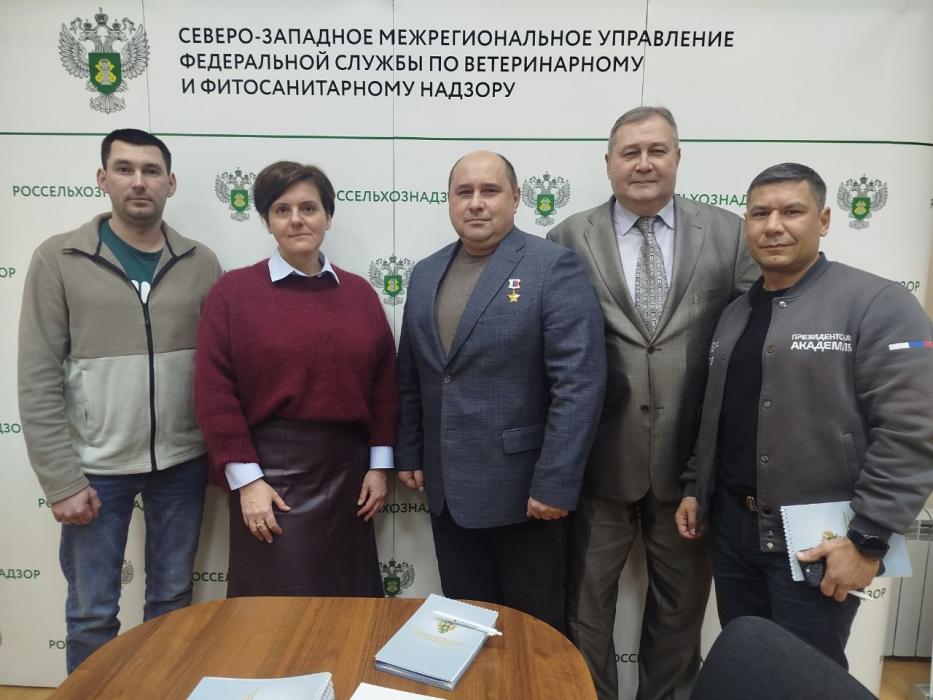 Участники проектов «Герои земли Псковской» и «Время героев» ознакомились с работой Россельхознадзора