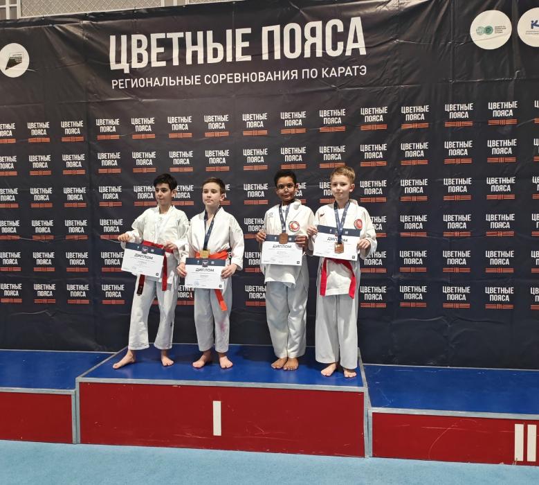 Псковские каратисты вернулись с медалями с турнира в Санкт-Петербурге 