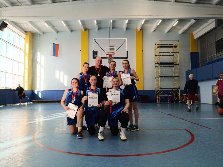 «Псковские Барсы» стали чемпионами Пскова по баскетболу среди мужчин 