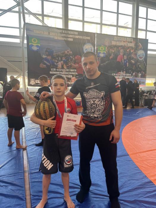 Спортсмены Псковской области выиграли медали чемпионата и первенства СЗФО по панкратиону
