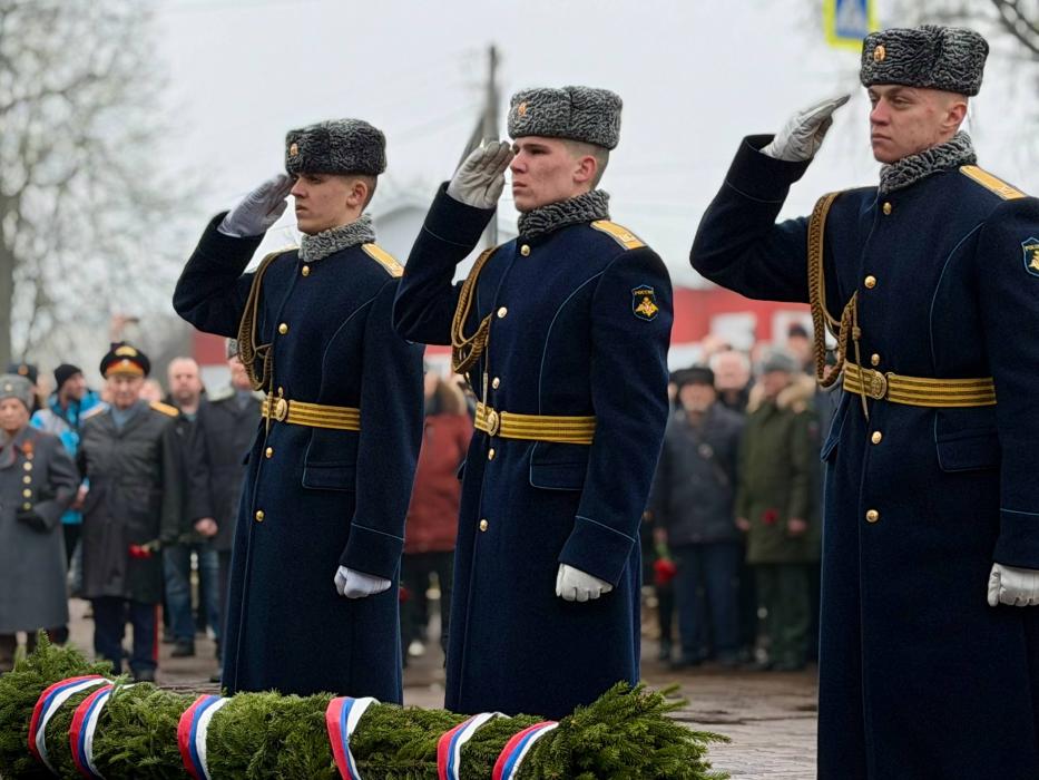 Память героев-десантников почтили в Пскове