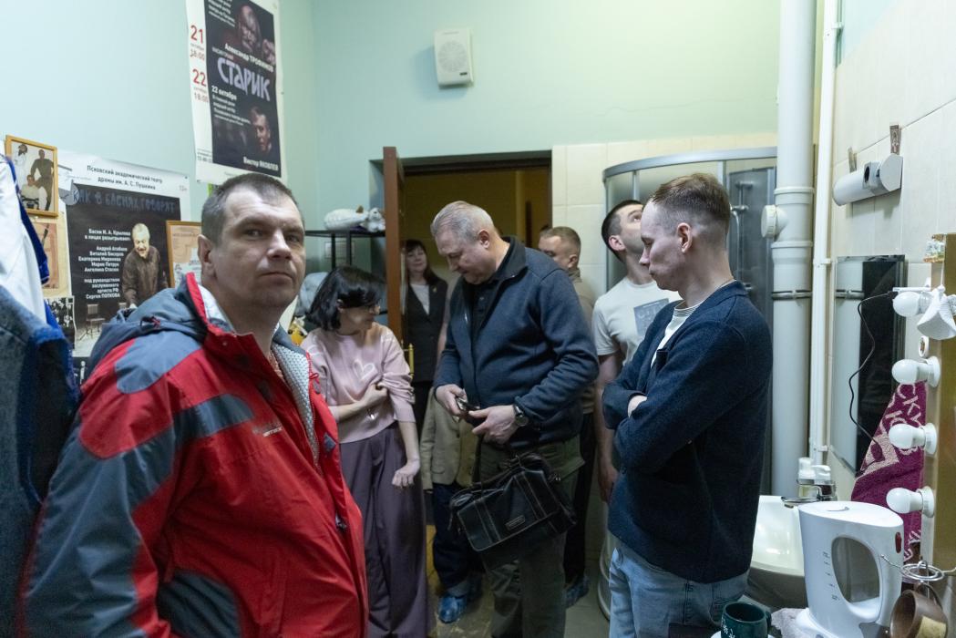 Экскурсия в Псковском драмтеатре
