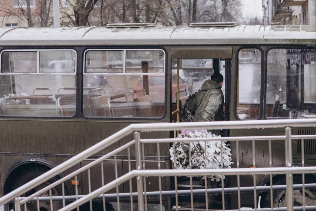 Псковские волонтёры отправили очередную помощь на фронт