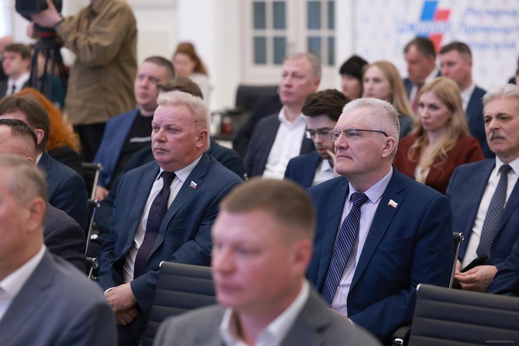 Съезд регионального Союза промышленников и предпринимателей собрал на одной площадке представителей бизнеса и власти