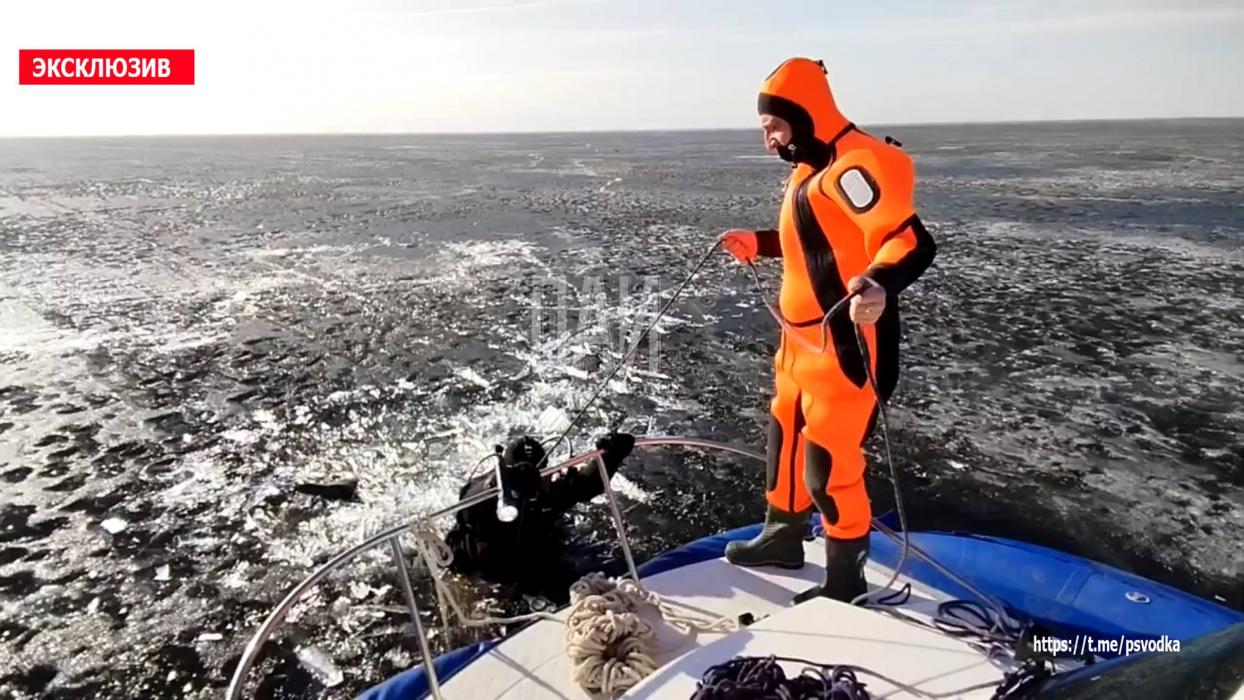 Тело рыбака достали из Чудского озера