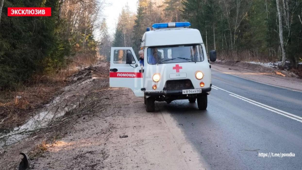 Мужчина погиб после ДТП в Стругокрасненском районе