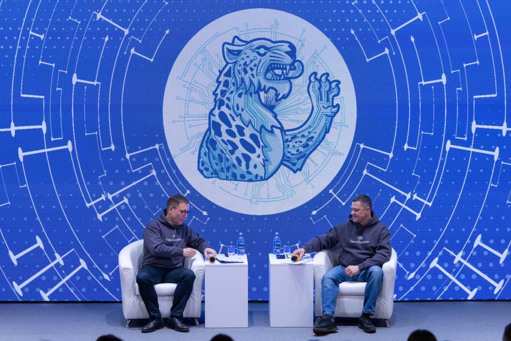 Губернатор, школьники и живой диалог: репортаж с форума «Голос молодёжи»