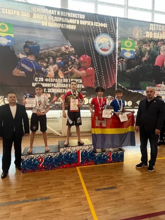 Спортсмены Псковской области выиграли медали чемпионата и первенства СЗФО по панкратиону