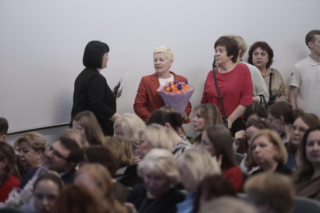 Лучших педагогов и воспитателей чествовали в Пскове 