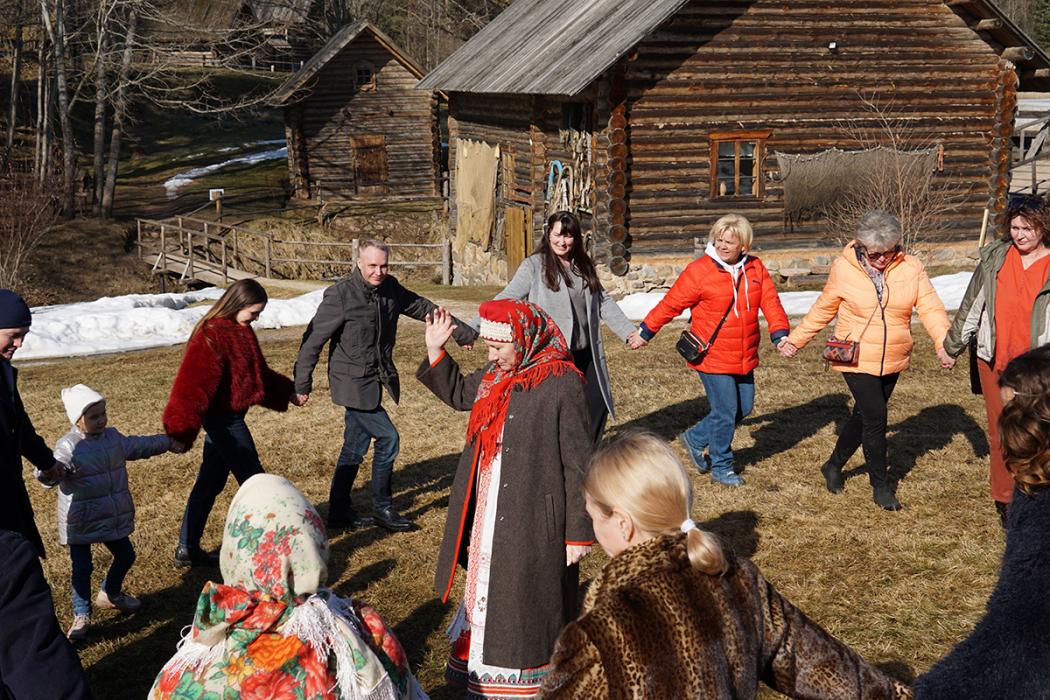 Новую программу, посвящённую именинному обряду, представили в Пушкинском заповеднике