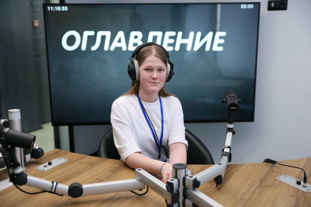 Участники детского медиафорума познакомились с работой Псковского медиахолдинга
