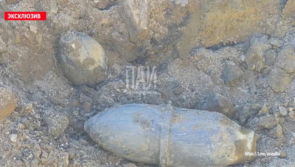 На дороге Гривки – Новодети найдены авиабомбы