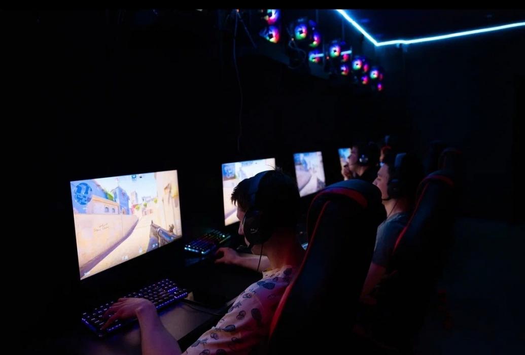 Определены сильнейшие команды Пскова по Counter-Strike 2