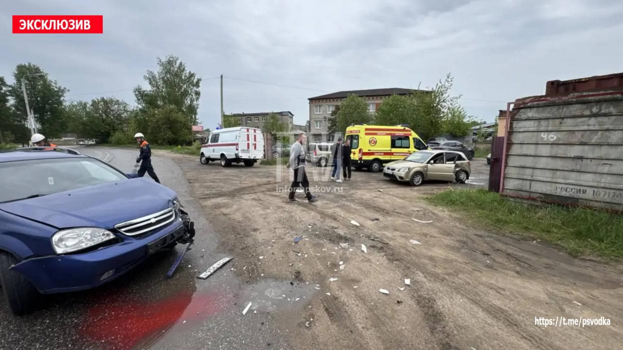 ДТП на улице Железнодорожной в Пскове