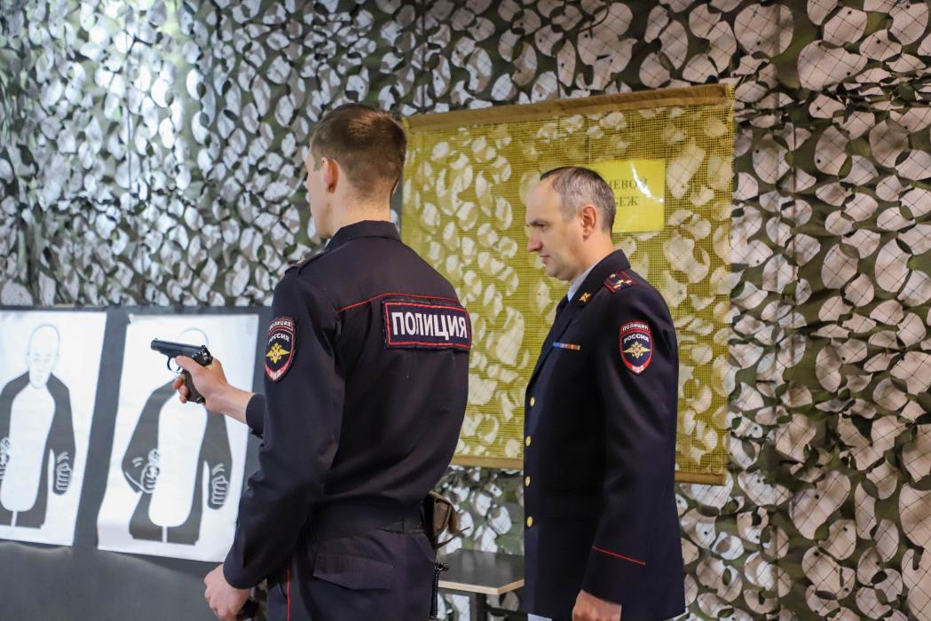 Полицейский из Куньинского района победил в областном конкурсе «Лучший по профессии» среди участковых
