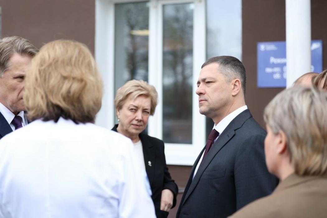 Михаил Мурашко оценил работу ФАПа в Самолве, построенного по региональной программе
