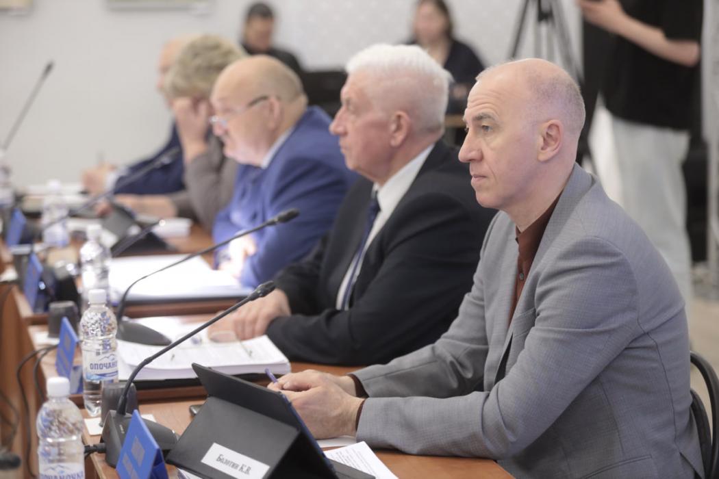 «Большой путь перемен»: Борис Елкин отчитался о работе за 2025 год и пятилетку во главе города