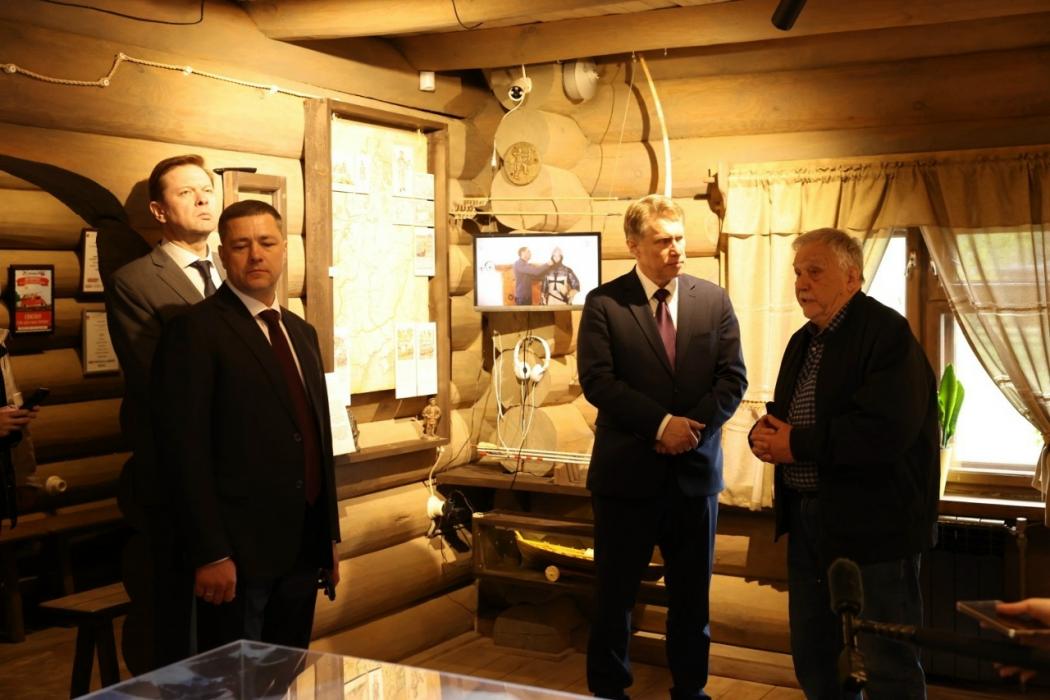  Михаил Мурашко посетил музей Ледового побоища в Самолве