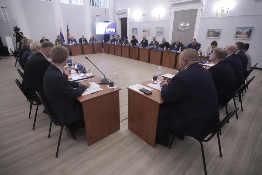«Большой путь перемен»: Борис Елкин отчитался о работе за 2025 год и пятилетку во главе города