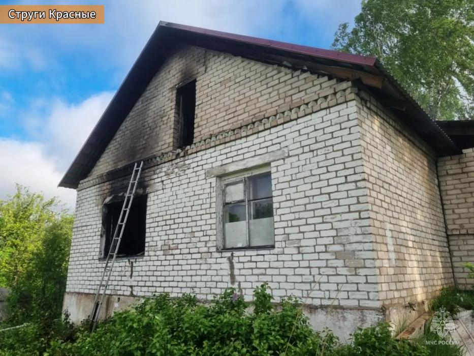 Пять пожаров произошло в Псковской области в выходные