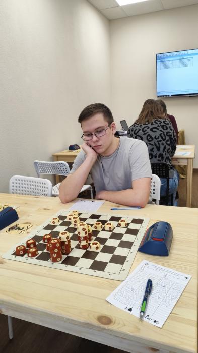 Великолукский спортсмен Валентин Власов стал гроссмейстером России по таврелям